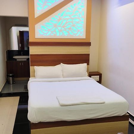 Отель Krishnakripa Premium Residency Коччи Экстерьер фото